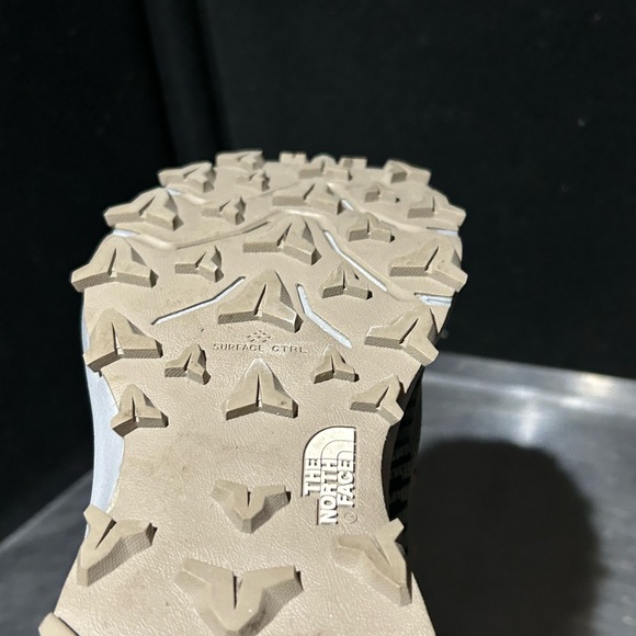 The North Face Hiking Boots - Picture 8 of 10